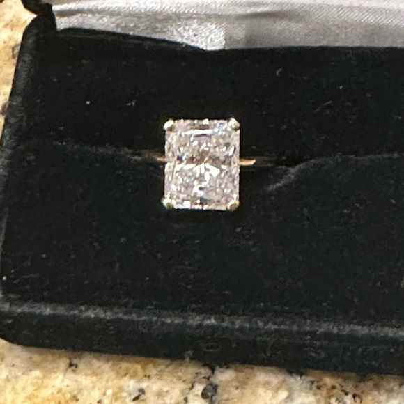 CZ statement ring - Picture 2 of 4